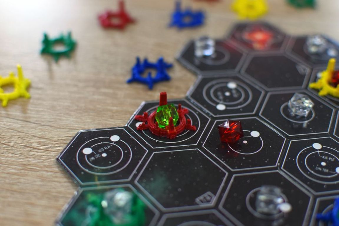 Small Star Empires: Dawn of Discoveries components