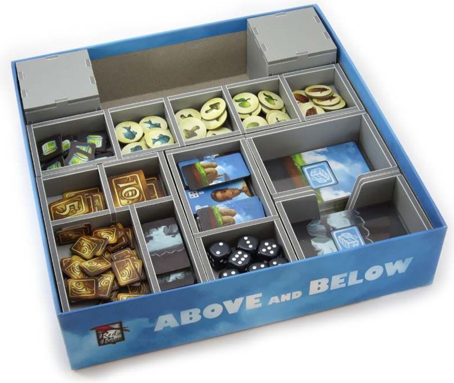 Above and Below: Folded Space Insert caja