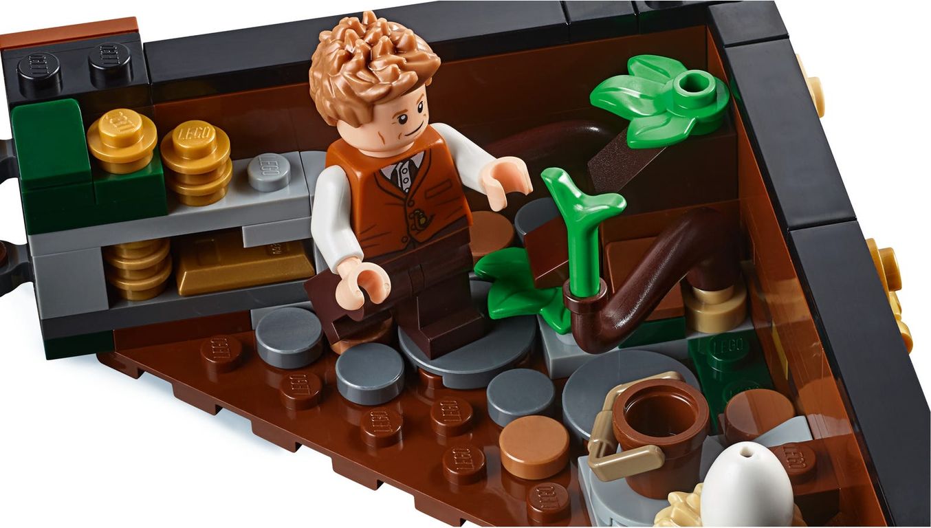LEGO® Harry Potter™ Maleta de criaturas mágicas de Newt jugabilidad