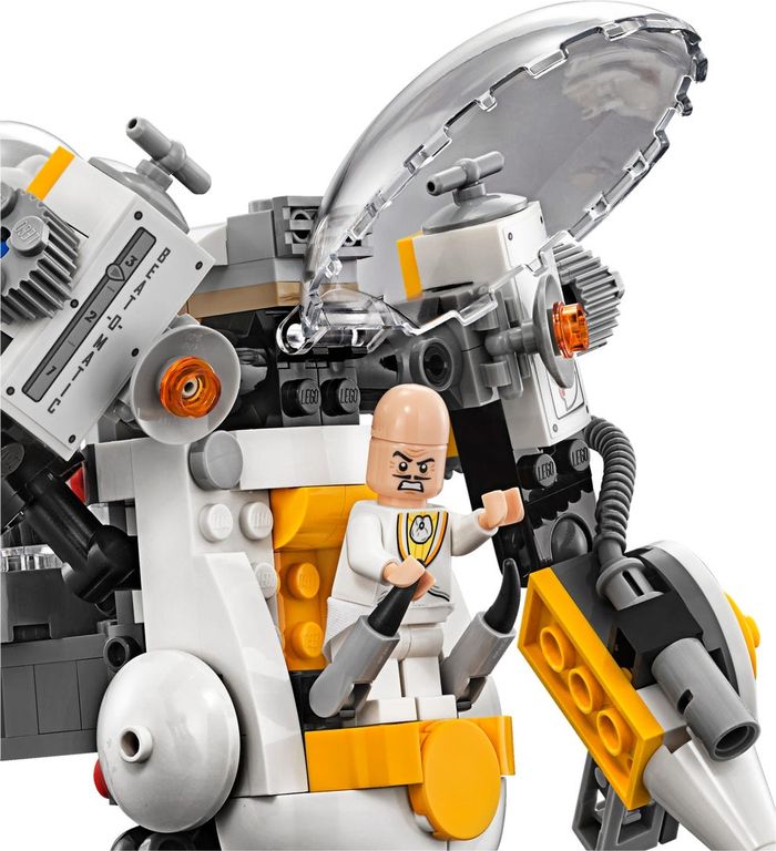 LEGO® Batman Movie Egghead™  Mech Food Fight interior