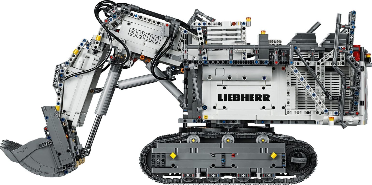 LEGO® Technic Liebherr R 9800 Excavator gameplay