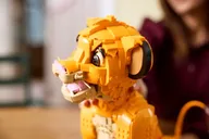 LEGO® Disney Giovane Simba, Re Leone