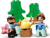 LEGO® DUPLO® Familienabenteuer mit Campingbus minifiguren