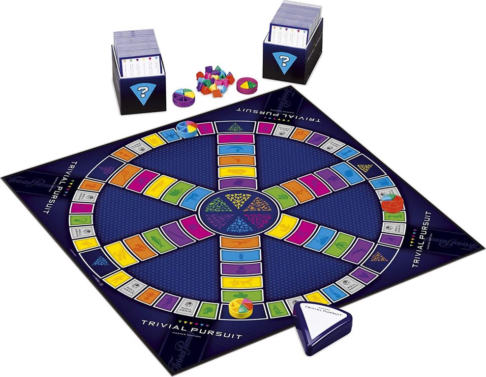 Trivial Pursuit: Master Edition components