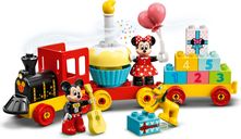 Le train d'anniversaire de Mickey et Minnie