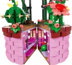 LEGO® Disney Isabela's Flowerpot interior