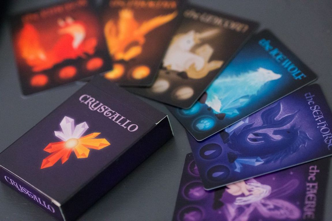 Crystallo cards