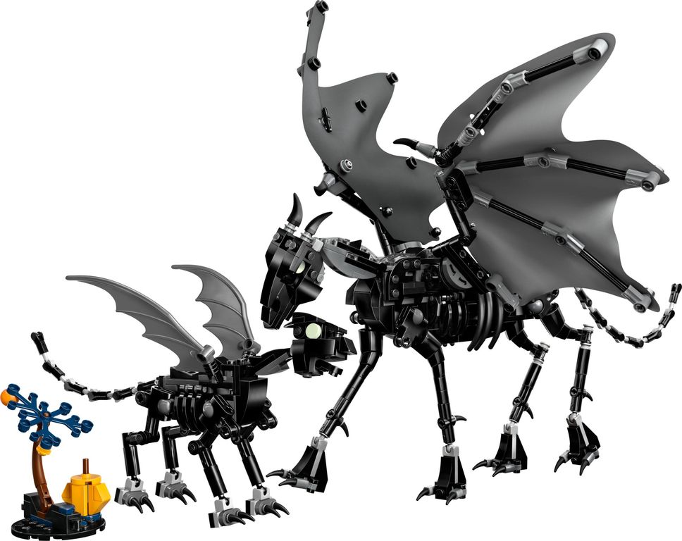 LEGO® Harry Potter™ Thestral Family components