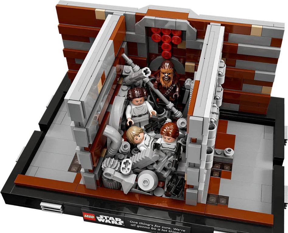 LEGO® Star Wars Death Star™ Trash Compactor Diorama components