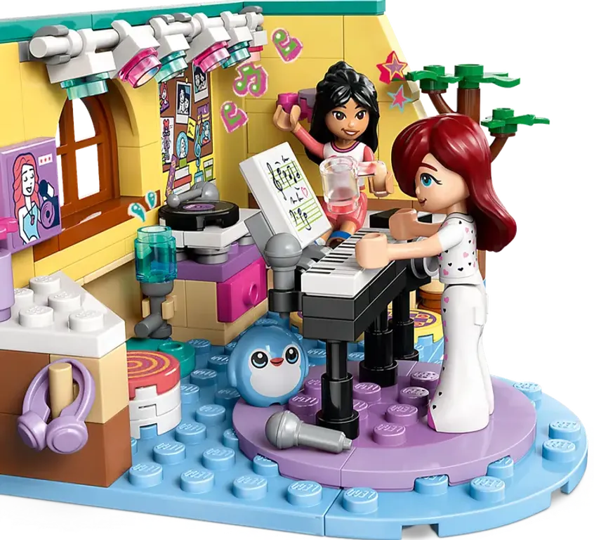 LEGO® Friends Paisley's Room