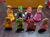 Super Mario: Level Up! Board Game miniature