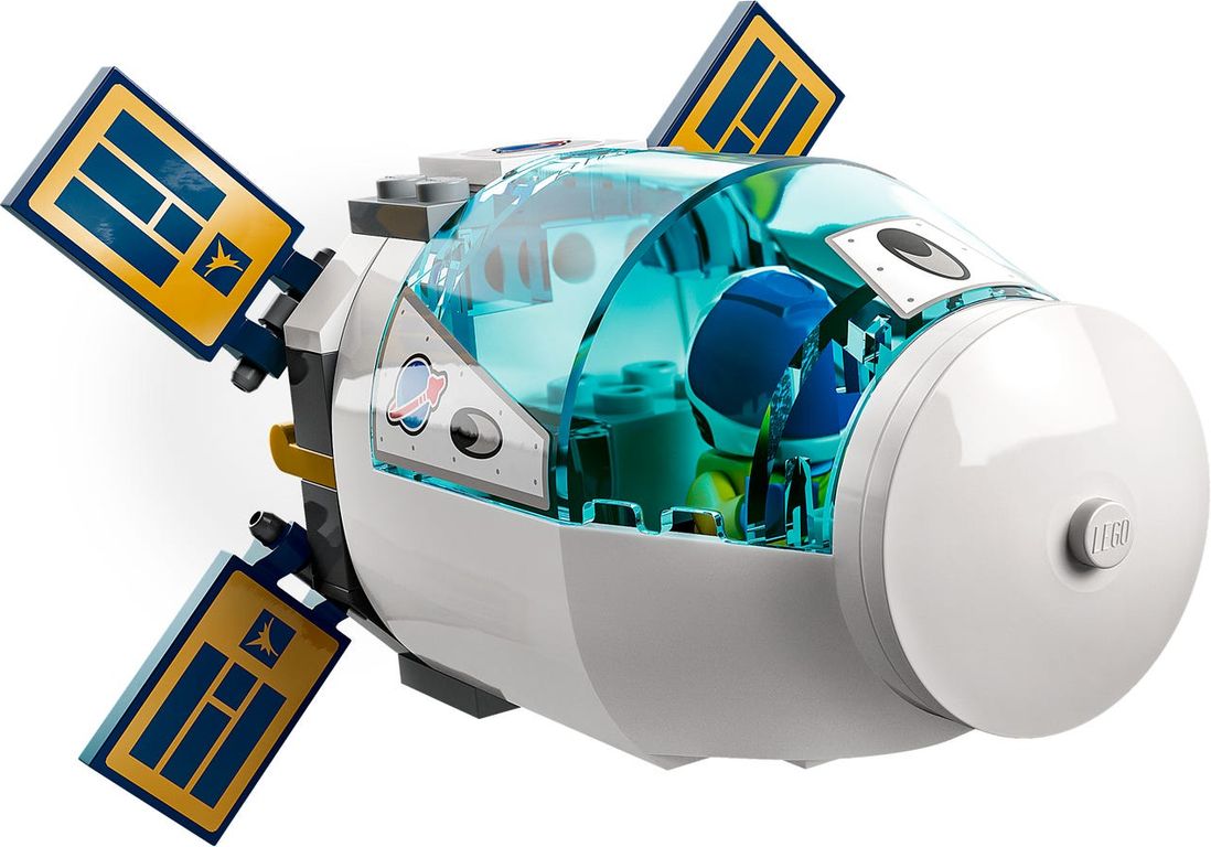 LEGO® City Lunar Space Station components