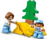 LEGO® DUPLO® Aventures en camping-car en famille composants