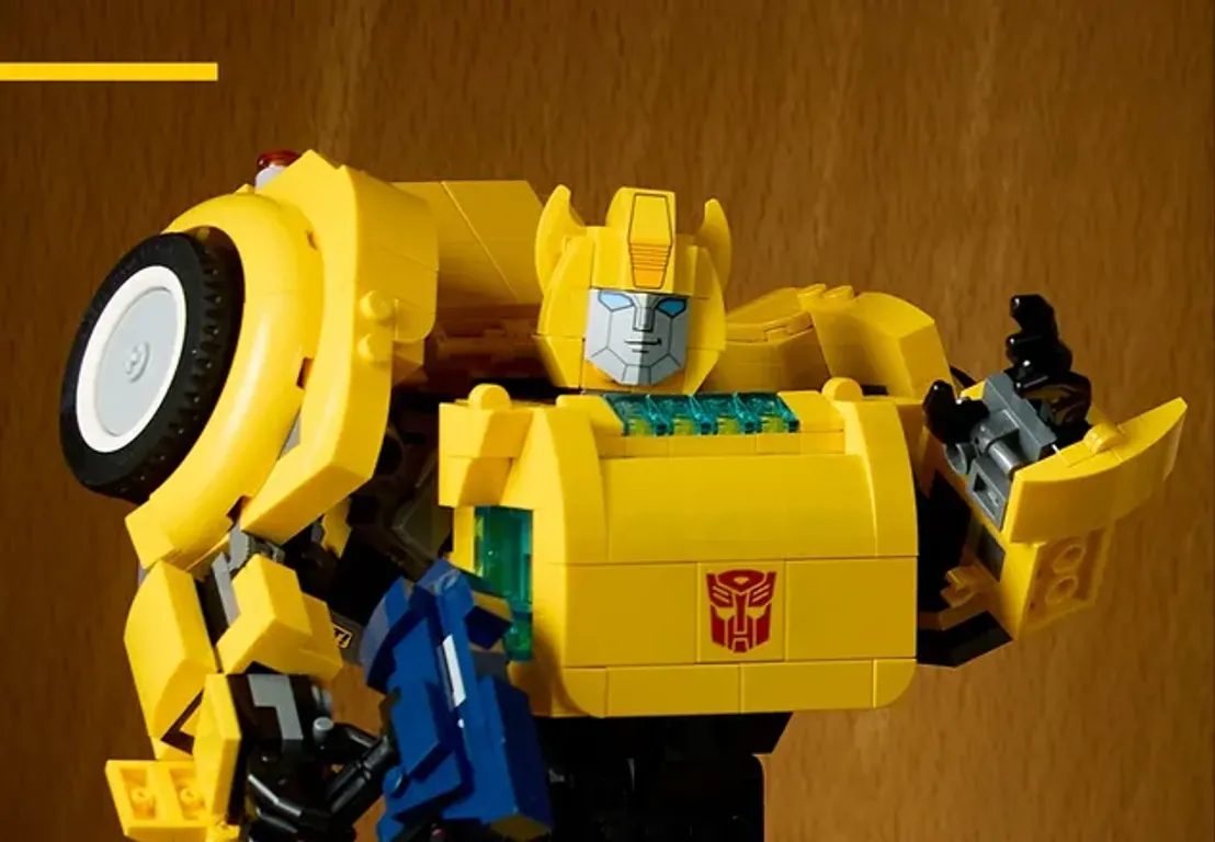 LEGO® Icons Bumblebee