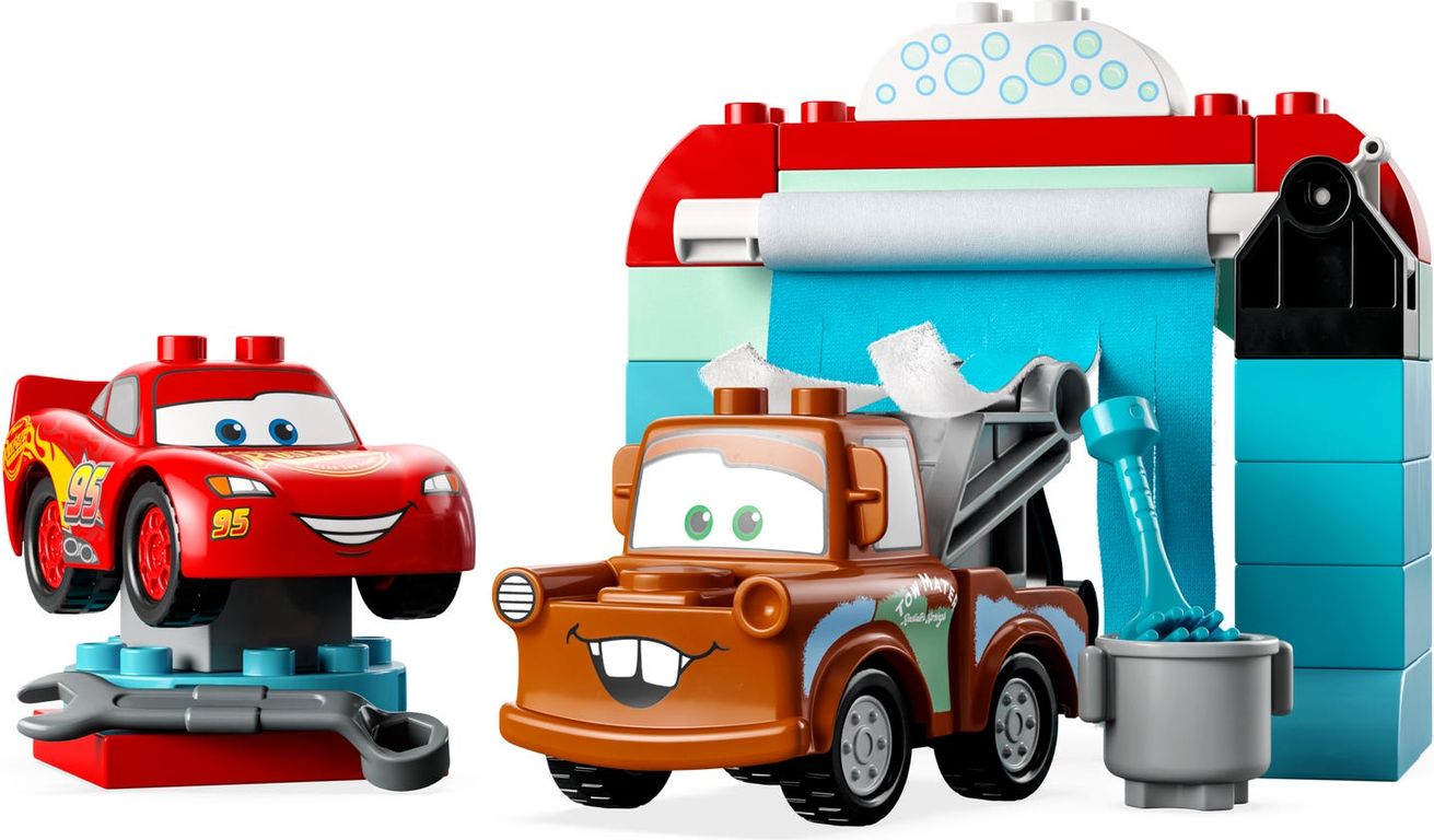 LEGO® DUPLO® Lightning McQueen & Mater's Car Wash Fun components