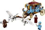 LEGO® Harry Potter™ Beauxbatons' Carriage: Arrival at Hogwarts™ components
