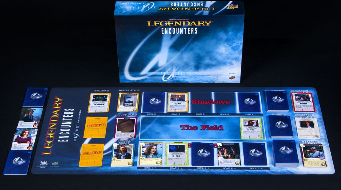 Legendary Encounters: The X-Files Deck Building Game components