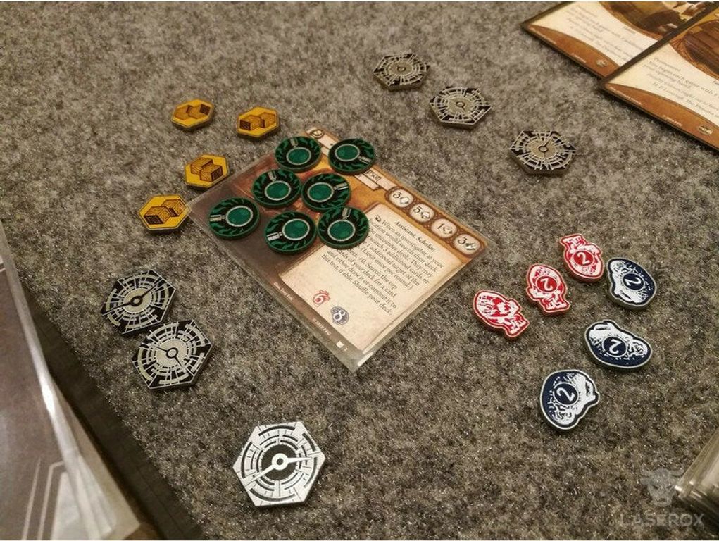 Arkham Horror: The Card Game - Laserox Investigator Token Set spielablauf