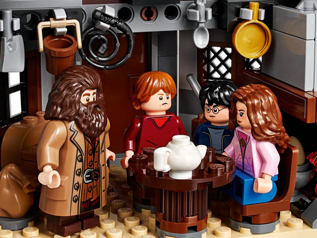 LEGO® Harry Potter™ La cabane de Hagrid : le sauvetage de Buck personnages