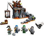 LEGO® Ninjago Journey to the Skull Dungeons components