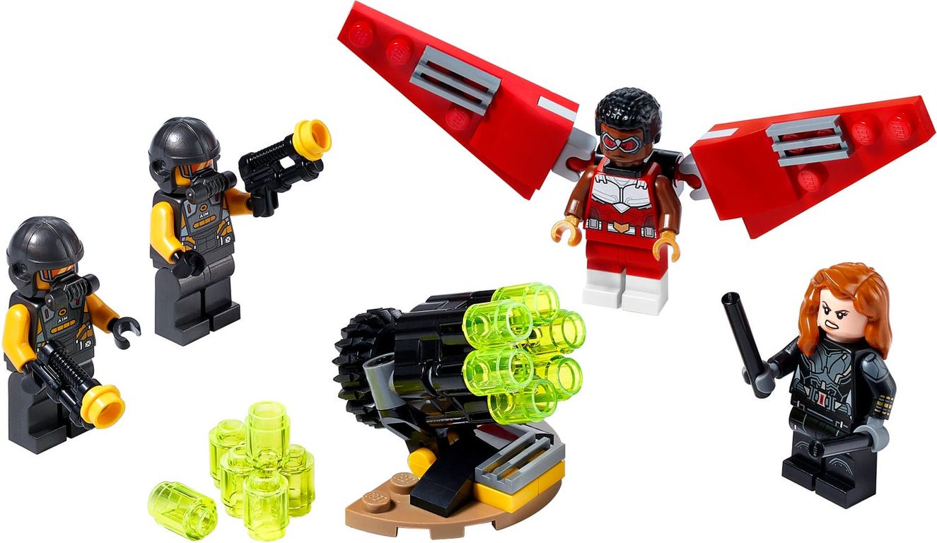 LEGO® Marvel Falcon & Black Widow team up gameplay
