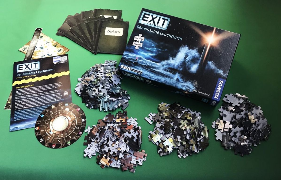 Exit: The Game + Puzzle – The Deserted Lighthouse components