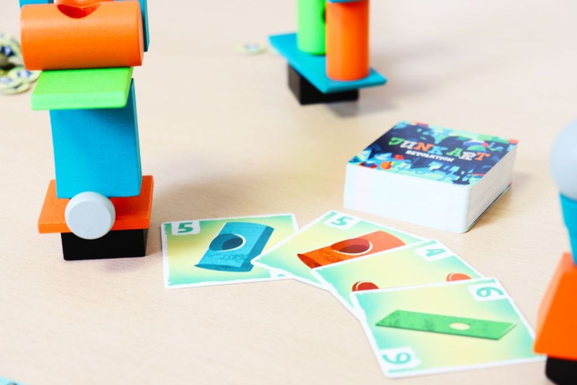 Junk Art Revolution cartas