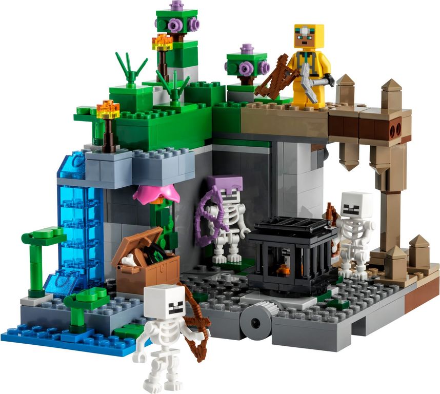 LEGO® Minecraft The Skeleton Dungeon components