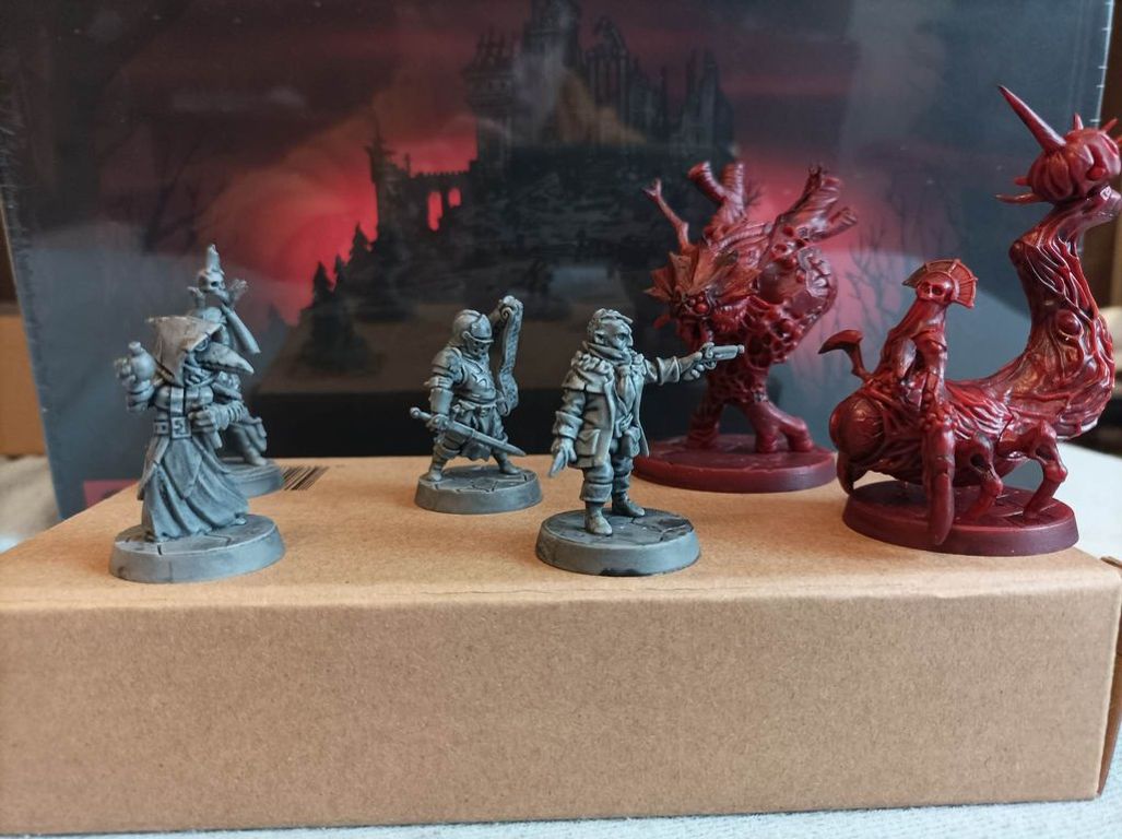 Darkest Dungeon: The Board Game miniaturas