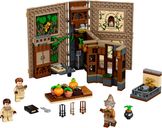 LEGO® Harry Potter™ Hogwarts™ Moment: Herbology Class components