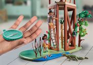 Playmobil® Wiltopia Research Tower with Compass components