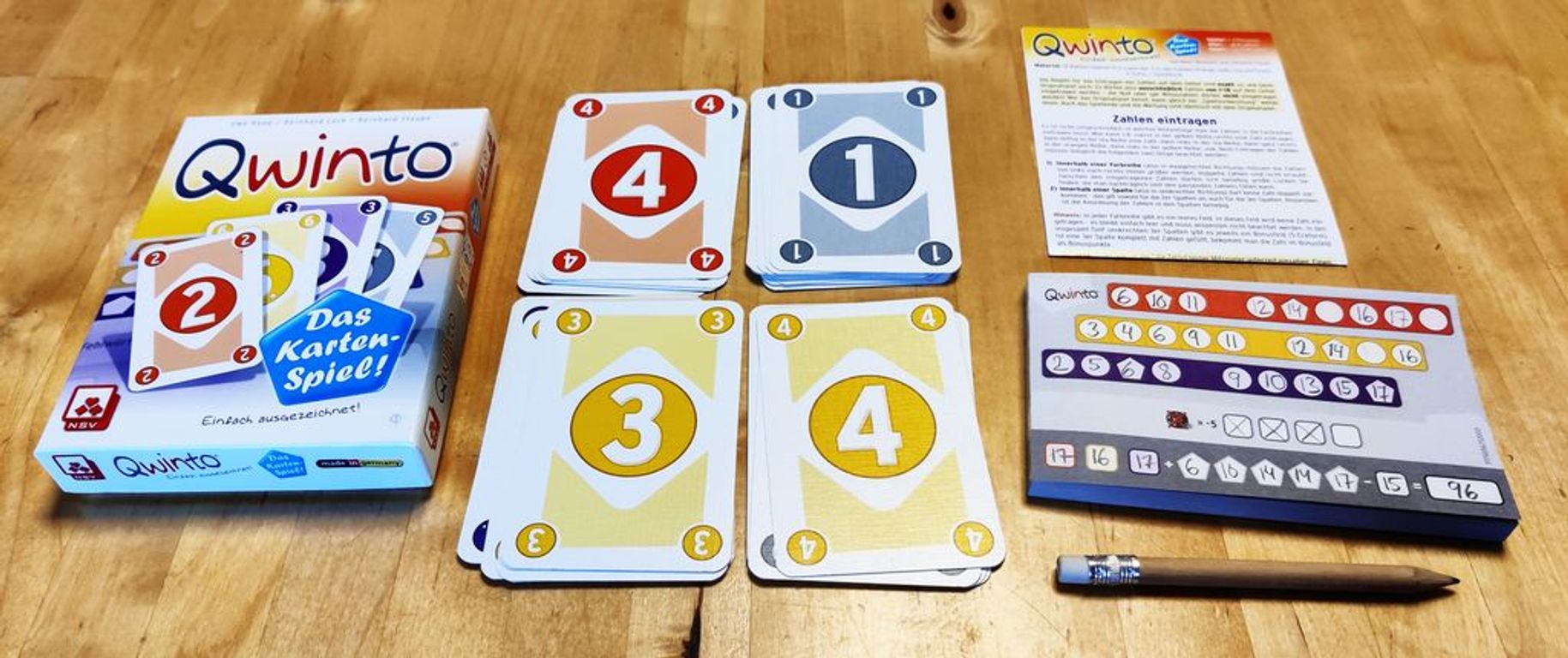 Qwinto: Das Kartenspiel komponenten