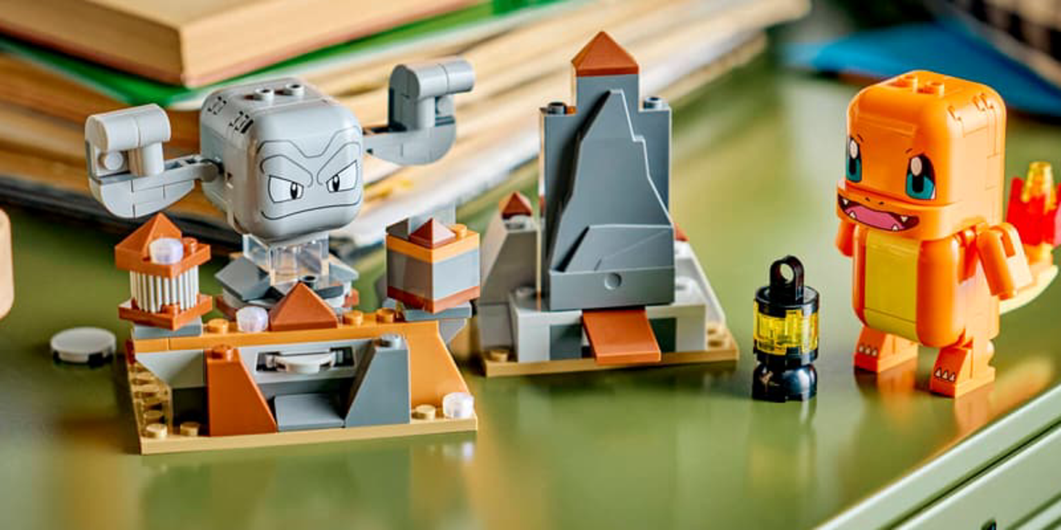 LEGO® Pokémon™ SMART Play™: Charmander and Geodude's Cavern Clash
