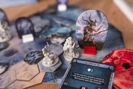 Gloomhaven: Mercenary Pack – Satha, Mayor of Frosthaven componenten
