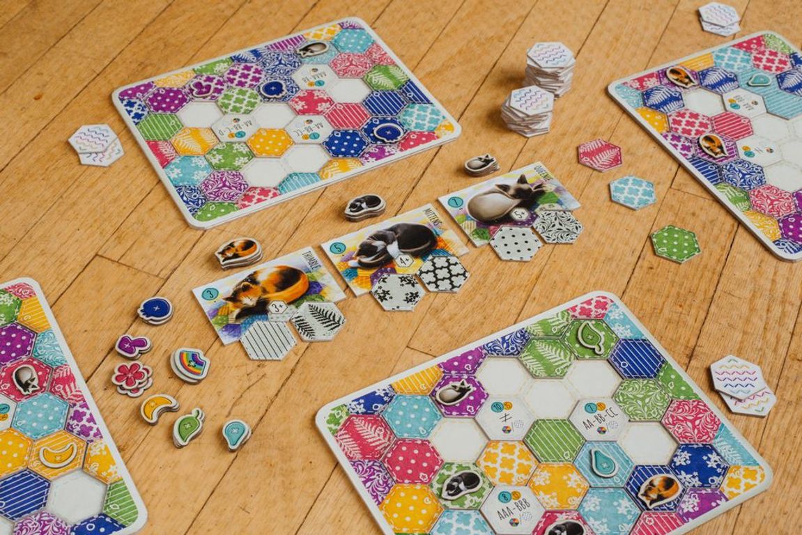 Buy Calico Board Game, Award Winning Strategy Game, Sew Your Quilt to Score  Points, Family Fun, Easy to Learn, Solo Play, Ages 8+, 1-4 Players, 30-45  Min, Flatout Games, Alderac Entertainment Group (