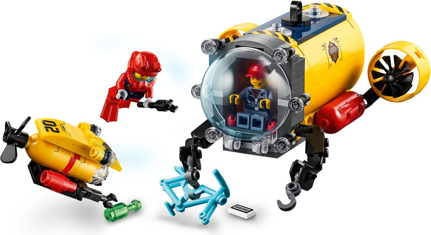 LEGO® City Ocean Exploration Base components