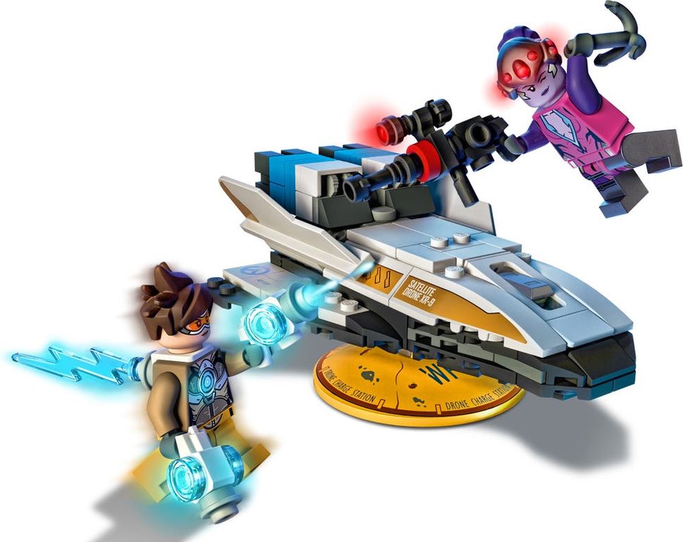 LEGO® Overwatch Tracer vs. Widowmaker gameplay