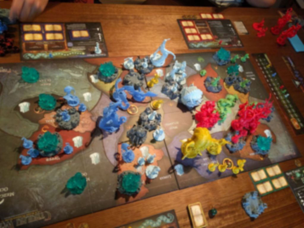 Cthulhu Wars: Le Marcheur des vents gameplay