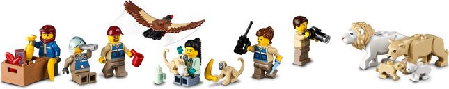 LEGO® City Wildlife Rescue Camp minifigures