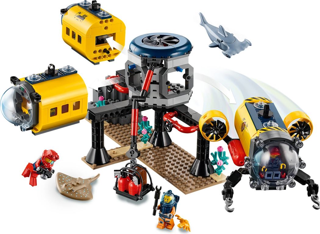 LEGO® City Base per esplorazioni oceaniche gameplay