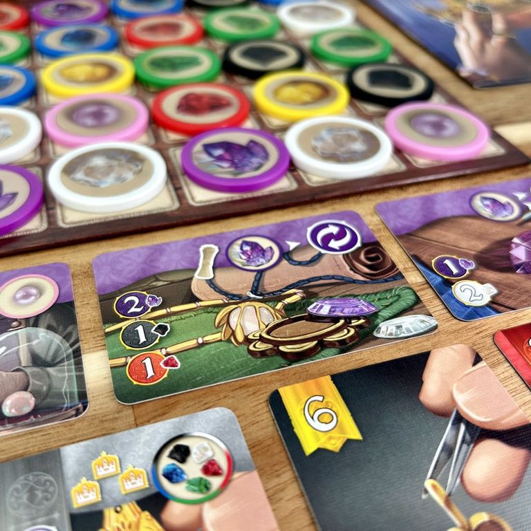 Splendor Duel: The Counterfeiters components