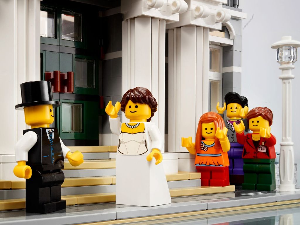 LEGO® Icons Gemeentehuis minifiguren