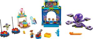 LEGO® Toy Story Buzz & Woody's Carnival Mania! components