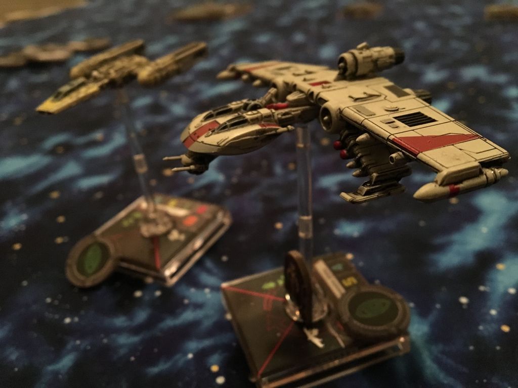 Star Wars: X-Wing Miniatures Game - K-wing Expansion Pack speelwijze