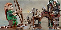 LEGO® The Hobbit Attack on Sea Town figurines