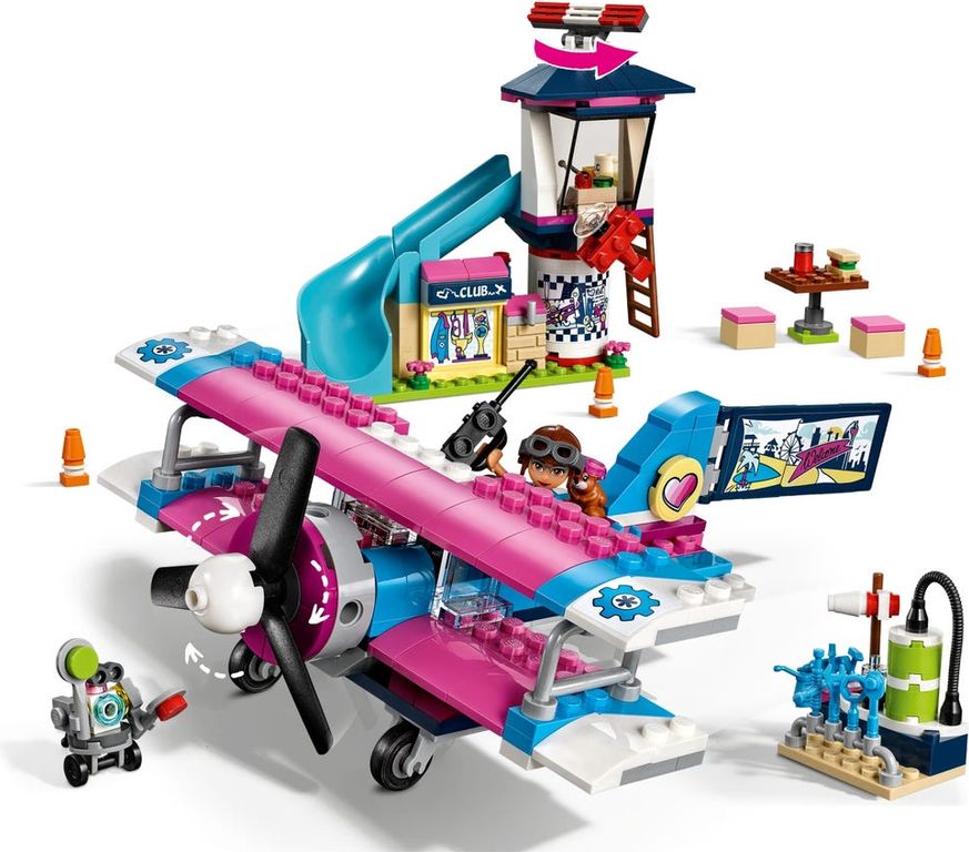 LEGO® Friends La visite en avion d'Heartlake City gameplay