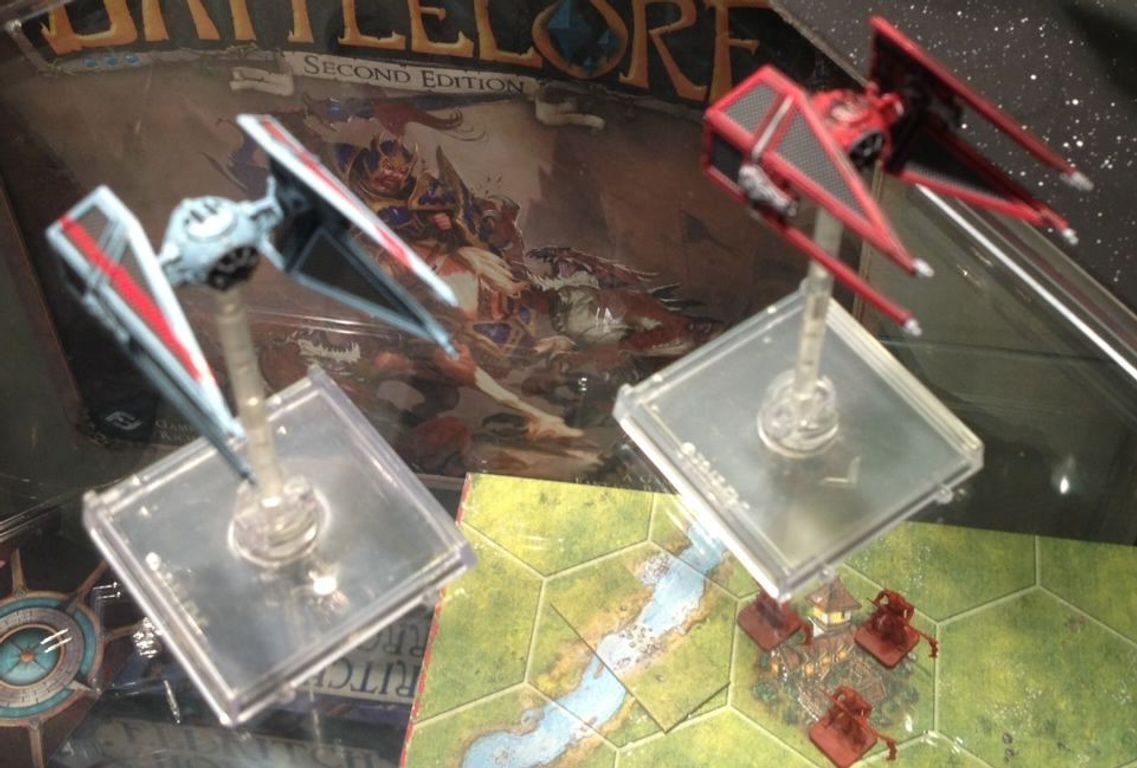 Star Wars X-Wing: El juego de miniaturas - Ases Imperiales - Pack de Expansión miniaturas