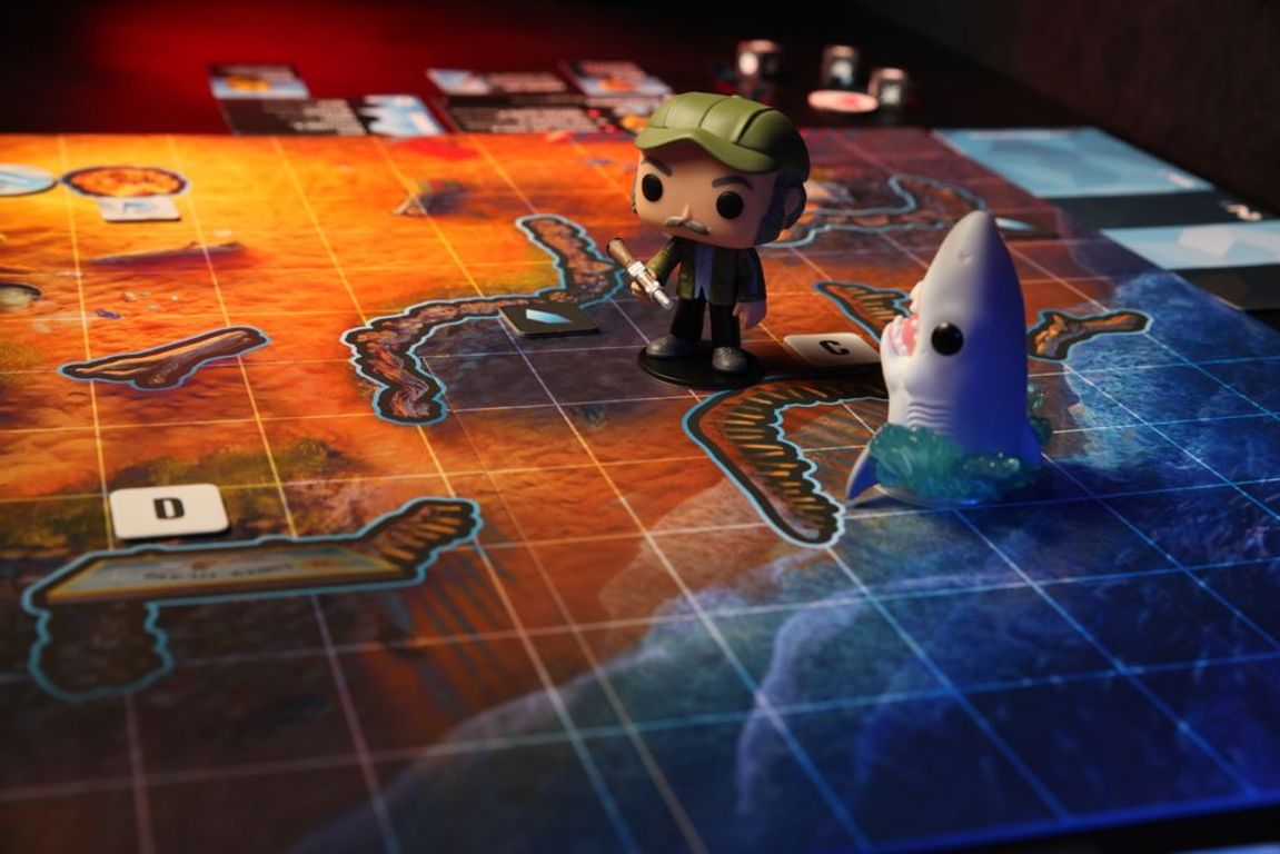 Funkoverse Strategy Game: Jaws 100 jugabilidad