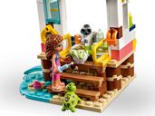 LEGO® Friends Turtles Rescue Mission components