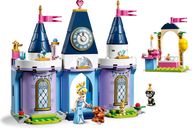 LEGO® Disney Cinderella's Castle Celebration gameplay